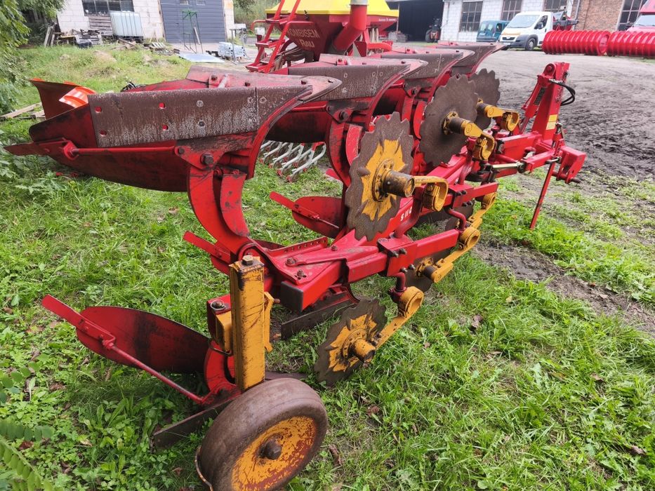 Pług 4 skibowy obrotowy Pottinger  Servo II