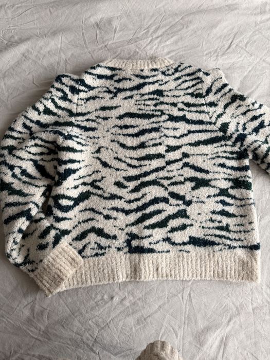 Тепла і гарна кофта H&M