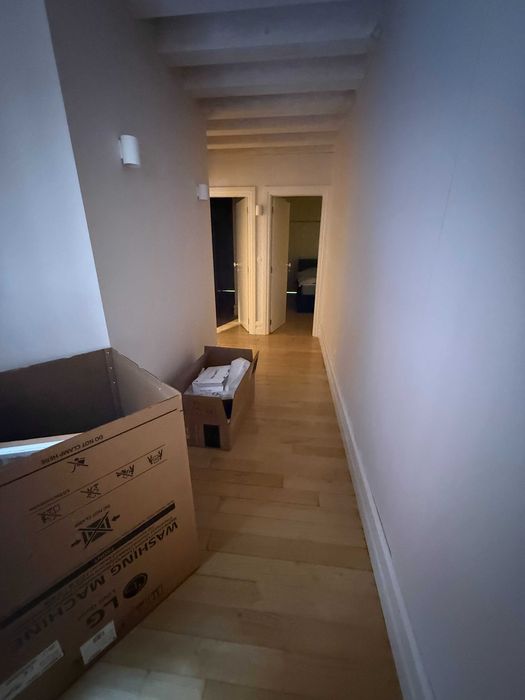 apartamento t3  R. de Mouzinho da Silveira 180