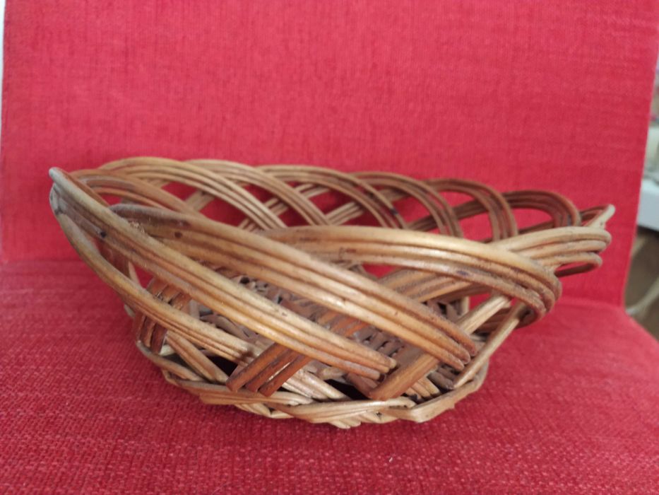 Cesta em verga tamanho pequeno diâmetro 22cm