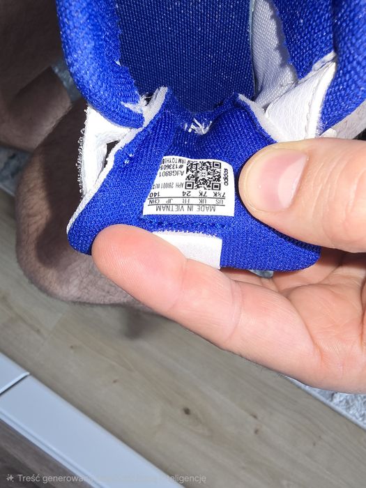 Buty dziecięce Adidas r 24 jak nowe