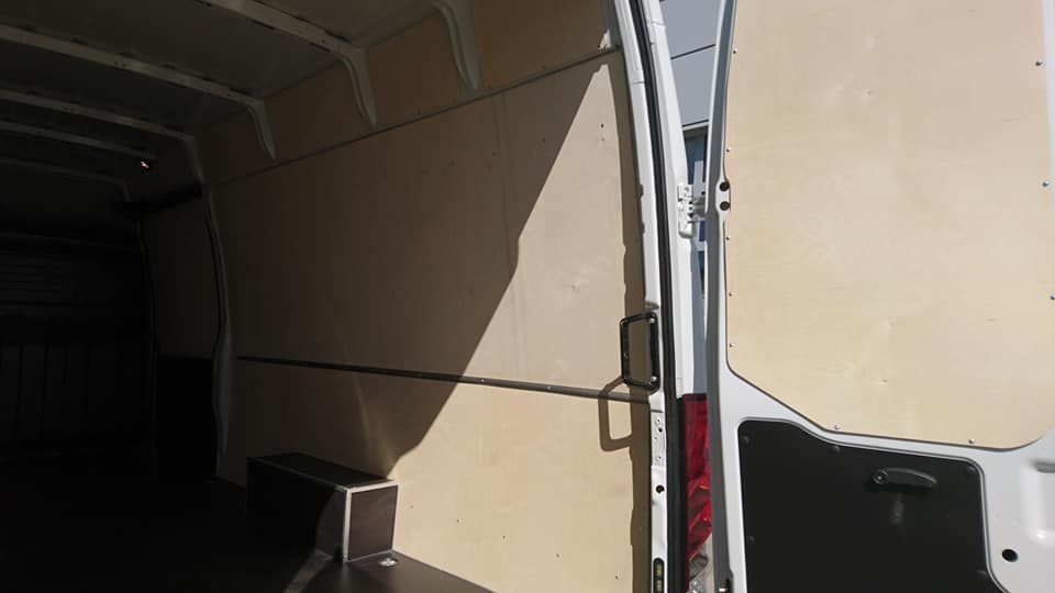 Iveco Daily L2H2 Zabudowa warsztatowa