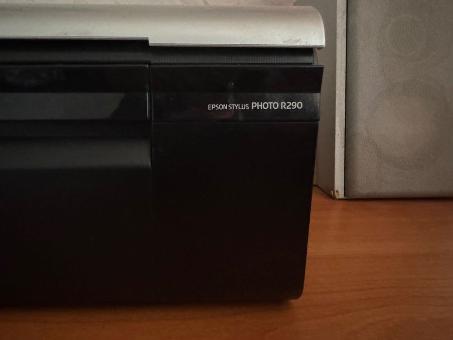 Принтер EPSON STYLUS PHOTO R290 принтер