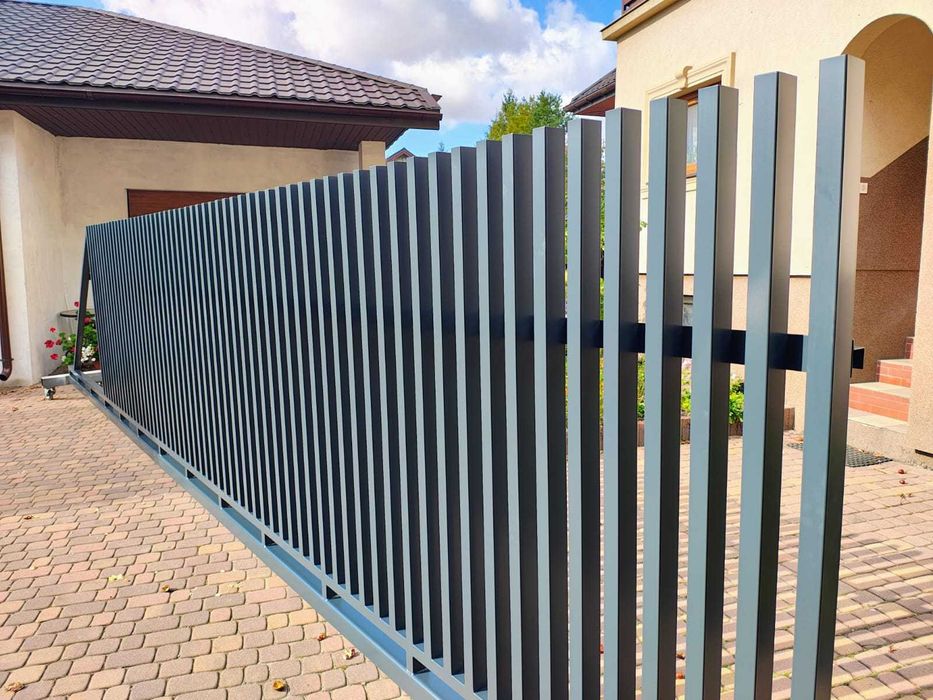 Brama przesuwna grzebieniowa 4–6 m Ocynk, malowana proszkowo