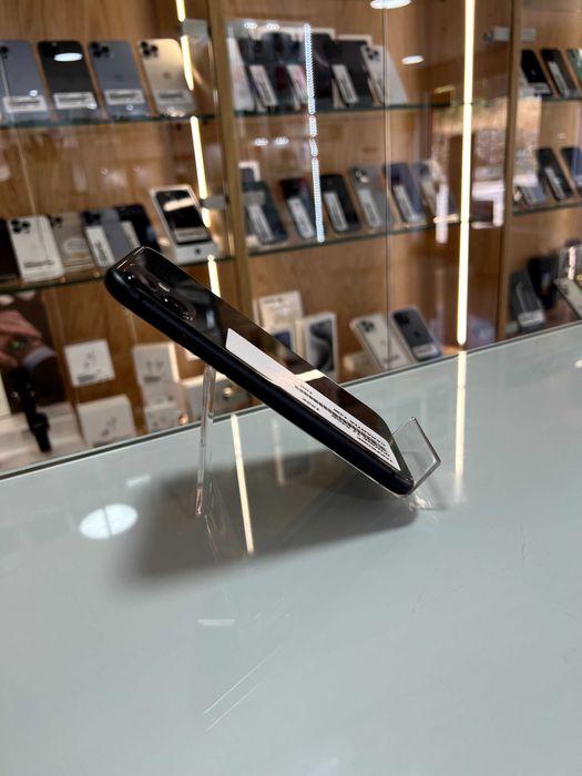 IPHONE 11 64 GB BLACK