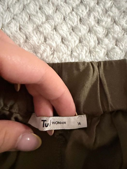 Letnie spodnie 7/8 Tu rozmiar 42