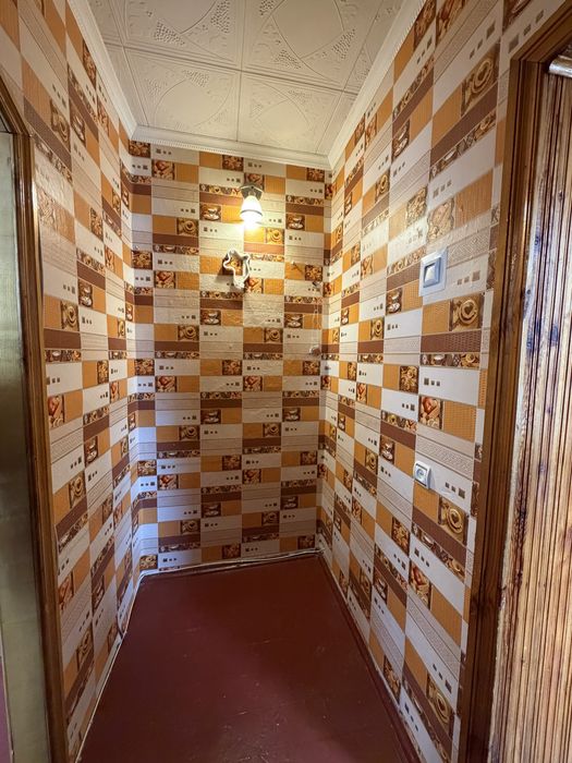 До продажу чудова кімната у гуртожитку