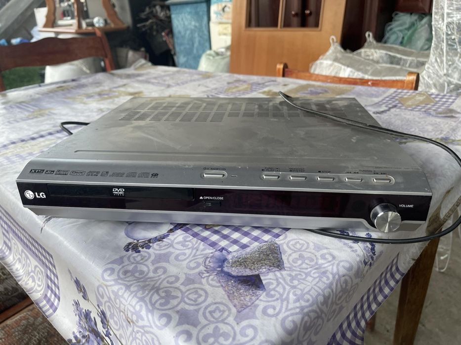 Продаю LG DVD Receiver Усилитель 5.1 LH-T252SC 50 W