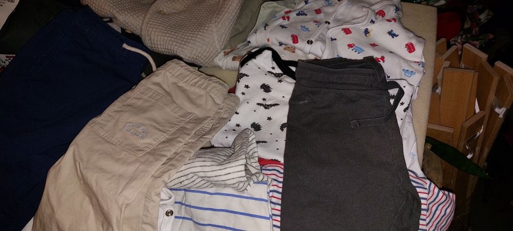 Roupa de bebé a partir de 9meses a 18 meses