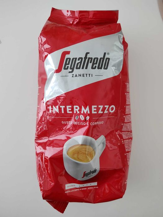 Kawa ziarnista Segafredo Intermezzo 1000g (1 kg)