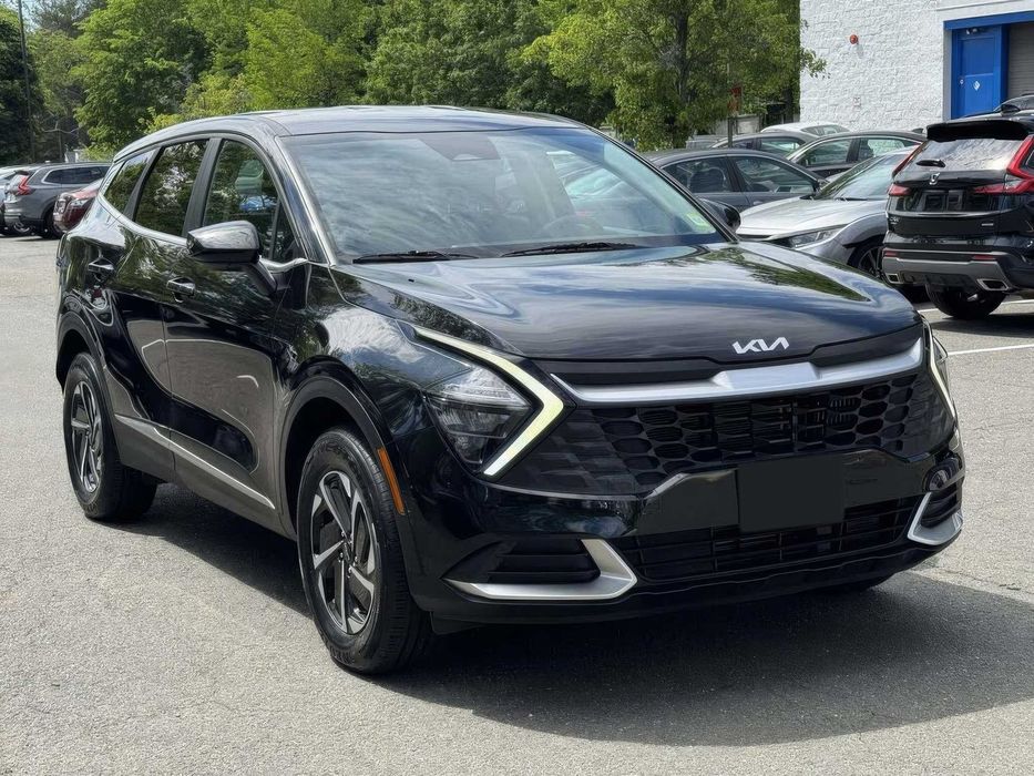 Kia Sportage Hybrid      2023