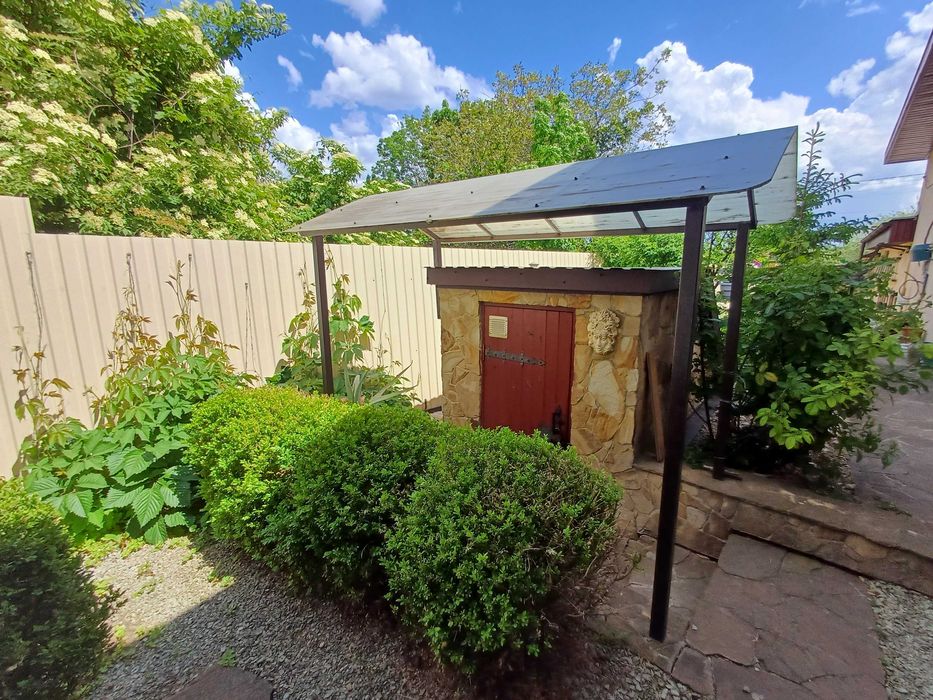 Продам сучасний будинок біля Харкова, Люботин, 192.7 м2 18 сот