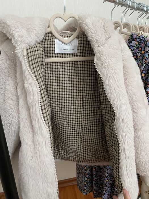 Куртка zara 104 /3-4 года