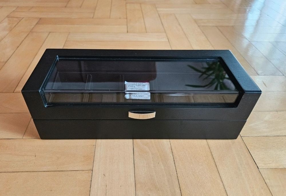 Pudełko na zegarki z 5 przegródkami i czarną okleina Trendhim