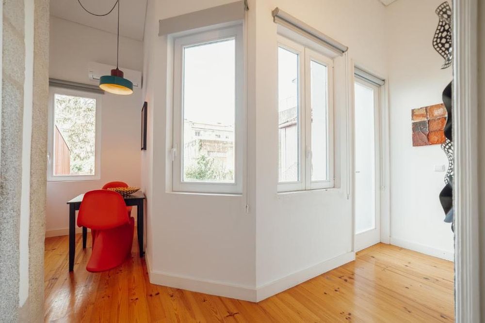 Arrendo T1 Centro do Porto - Apartamento Mobilado com Jardim