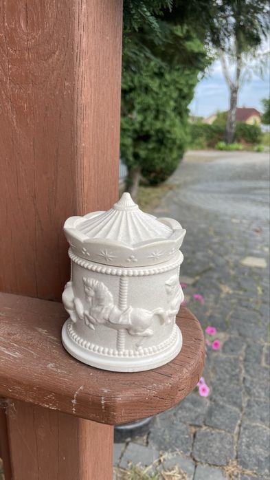 Шкатулка ручної роботи