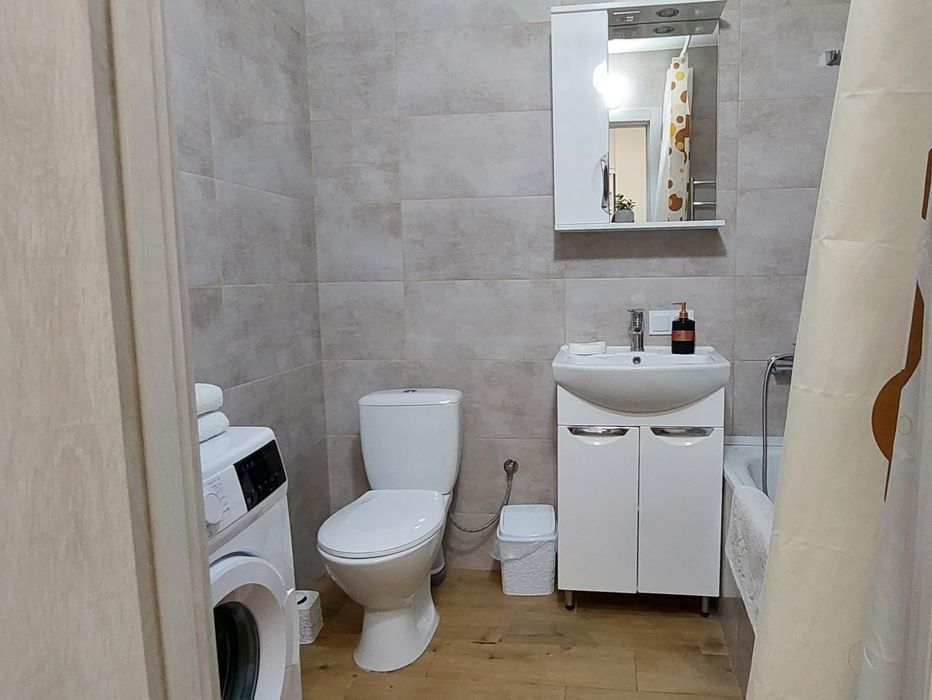 Тепла затишна ЖК Яровиця