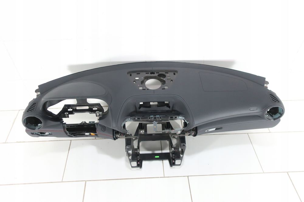 konsola mercedes amg gt c190 szara/czerwona nić