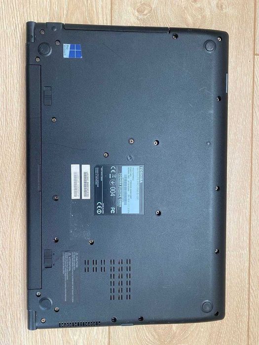 Ноутбук Toshiba Satellite Pro R50-B-12P (15.6, i5-4005, 8Gb, 1000Gb)