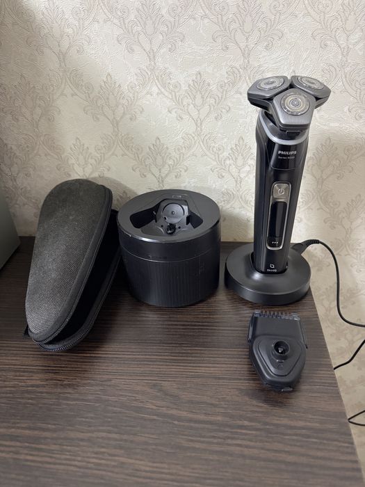 Продам бритву PHILIPS S9986/59 серії 9000