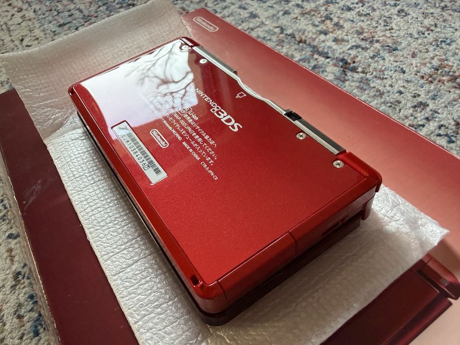 Nintendo 3DS Flare Red (stan idealny)