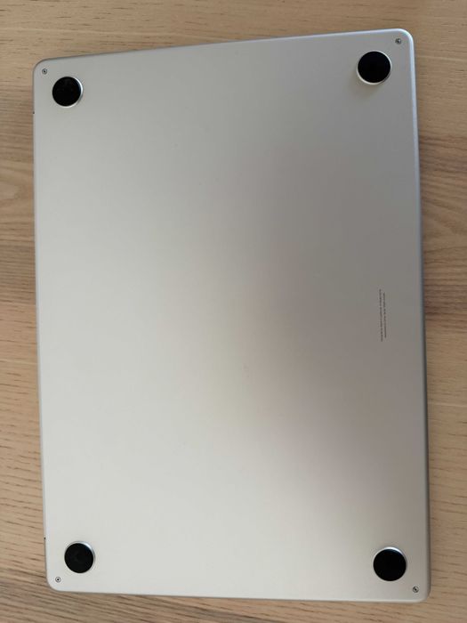 Macbook Air M3 8Gb RAM 256Gb SSD 2024 (como novo)