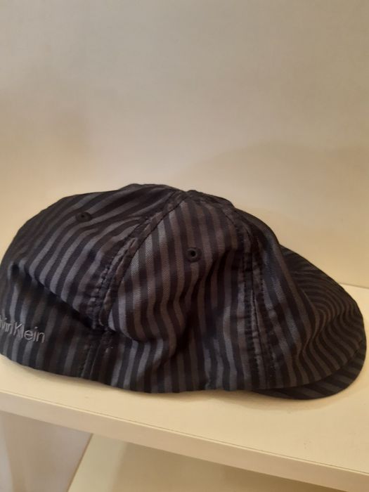 Czapka Calvin Klein.