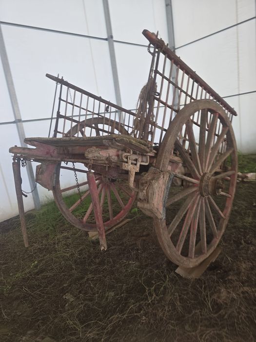 Charrete / carroça antiga agricola