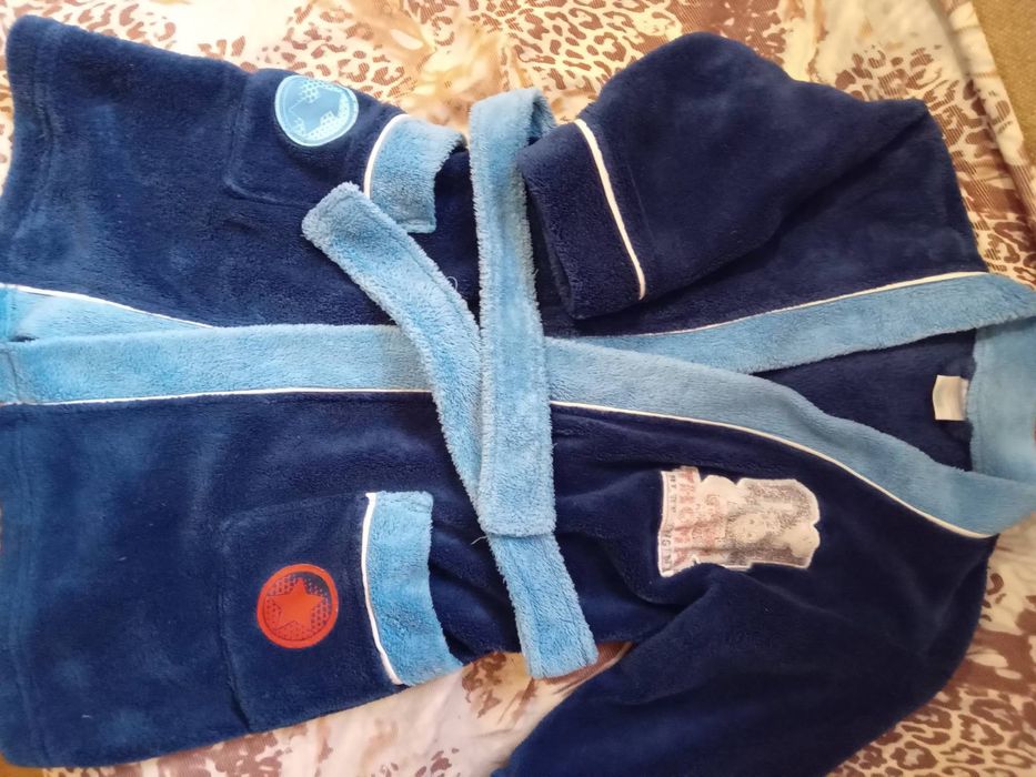 Халат детский махровый теплый до 7 лет .