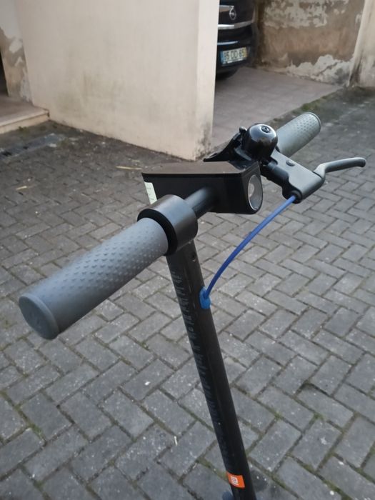 Electric Scooter Xiaomi Mi 3 (Como Nova) + Capacete Opcional