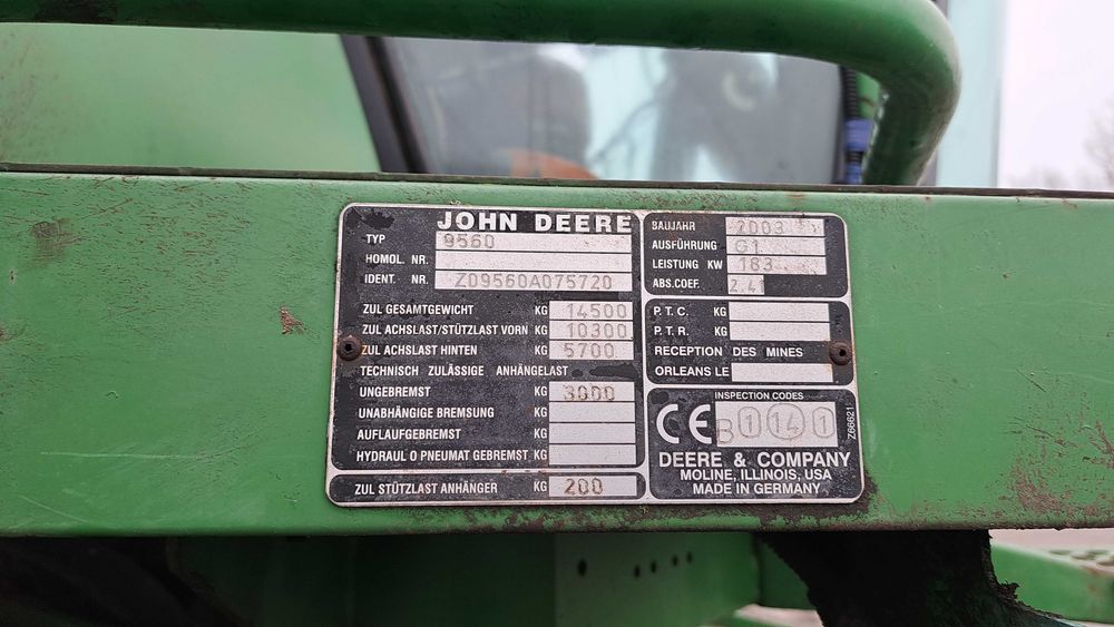 Комбайн Джон Дір 9560WTS 2003 р.в. дві жатки в комплекті