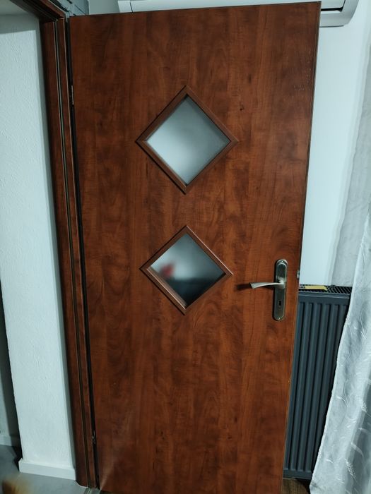 Sprzedam drzwi wewnętrzne bez ościeżnicy