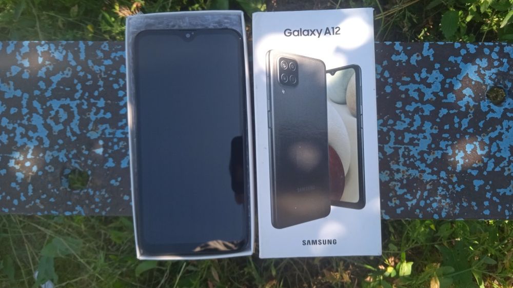 Samsung A10 (2/32Gb) NFC В  ідеальному стані
