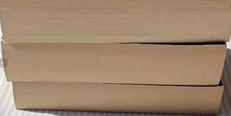 Saldos!!!   3  books written by  Conn Iggulden - about Julius Caesar- os 3 livros por 7 euros + portes