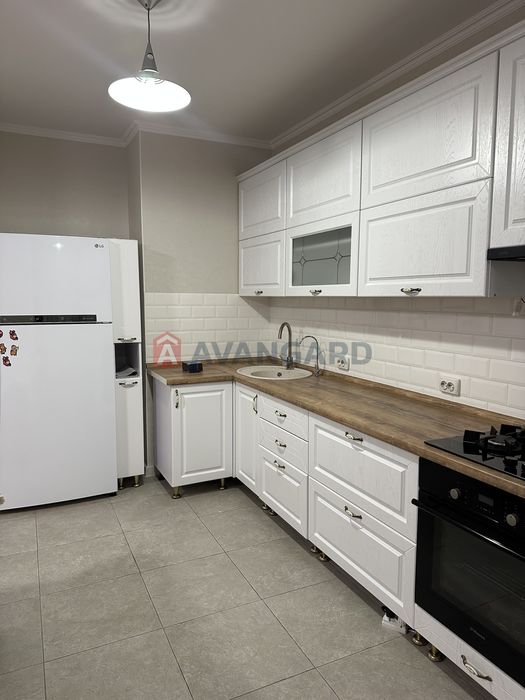 Оренда 3-кімнатної дворівневої квартири для великої сім’ї