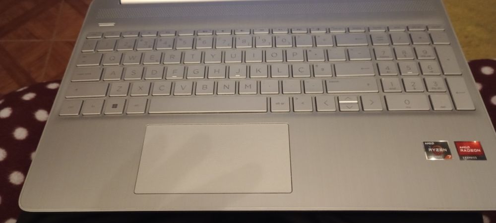 Vendo Notebook Novo HP