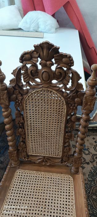 Krzesła stylizowane ratanowe nowe