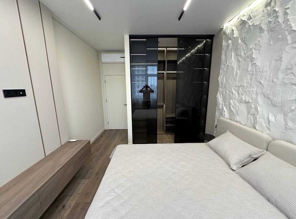 Стильна 3кімнатна квартира в центрі міста, повністю укомплектована