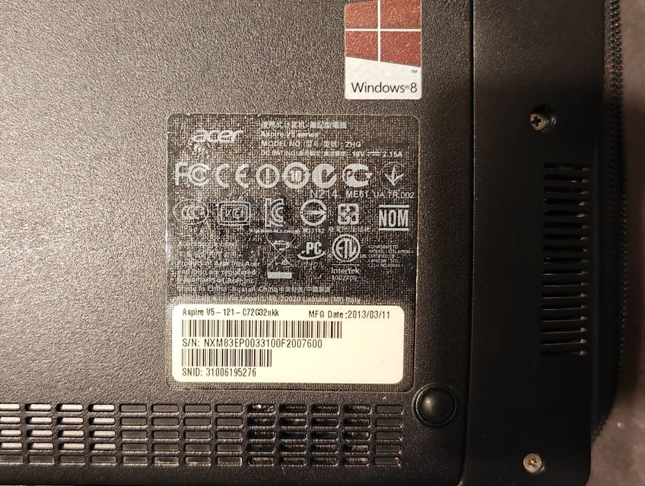 Laptop 11.6'' Acer Aspire V5 - 121 - C72G32nkk