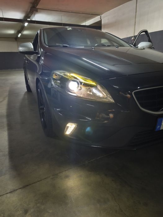 Volvo V40 R Design 2015