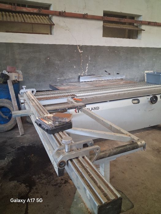 - esquadrejadora ROBLAND NZ3299
