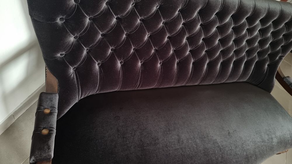 Sofás capitone preto veludo