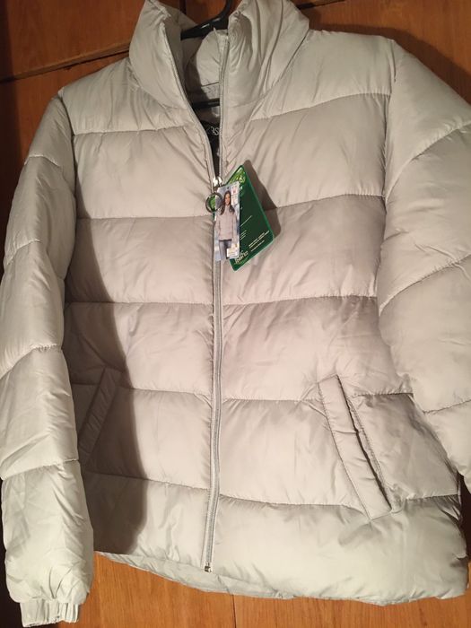 Демісезона куртка нова