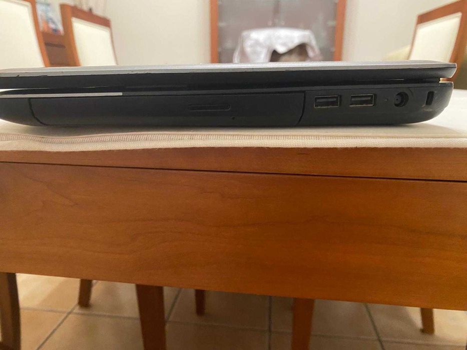 Portátil HP250 15,6"