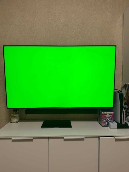 Продам телевізор Hisense 55U7KQ (55”, Mini-LED, 120Hz, 4K)