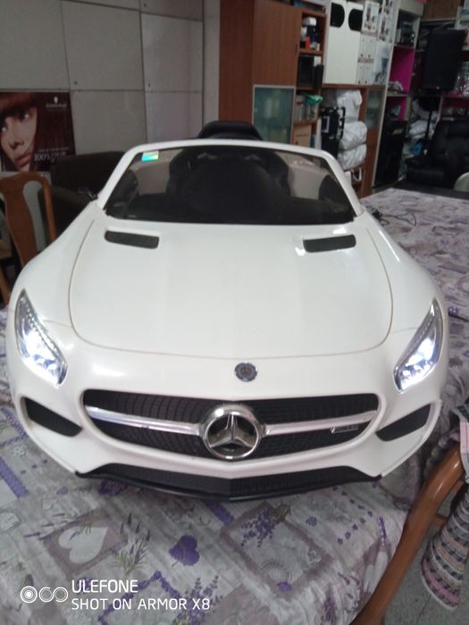 Mercedes AMG GTS a Bateria