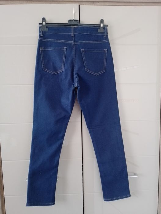 Jeansy rurki damskie 38
