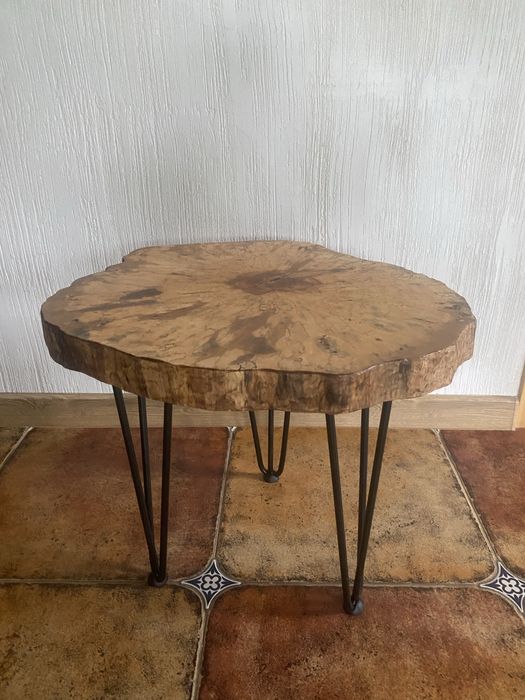 Столик кавовий,столик приліжковий,стіл журнальний