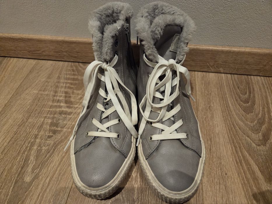 Buty zimowe Mustang 41