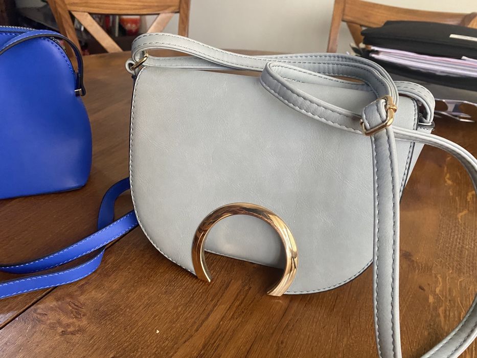 Malas pequenas novas azuis